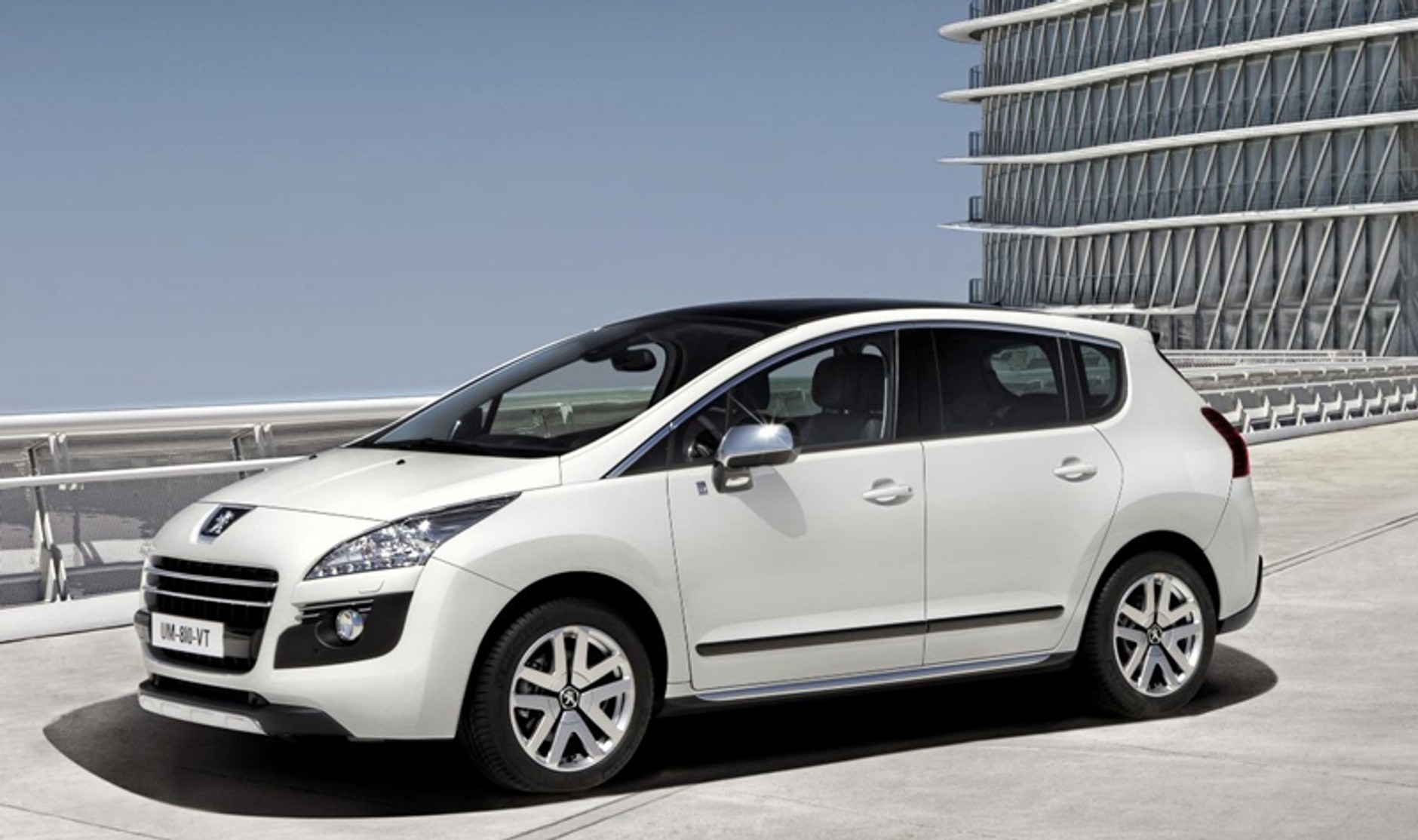 Peugeot 3008 HYbrid4 – no nareszcie!