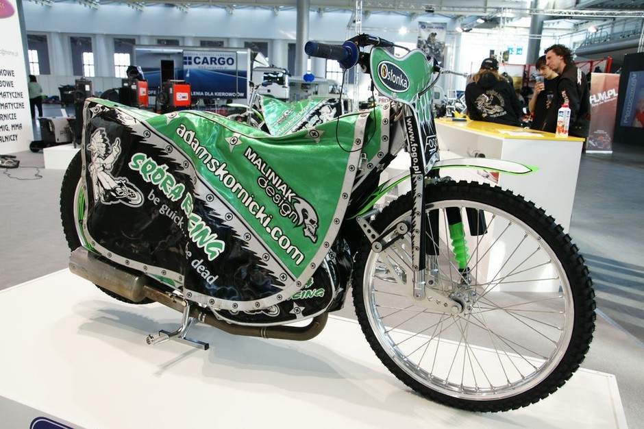 Poznań Motor Show 2010: ostatnie godziny przed oficjalnym otwarciem (galeria)