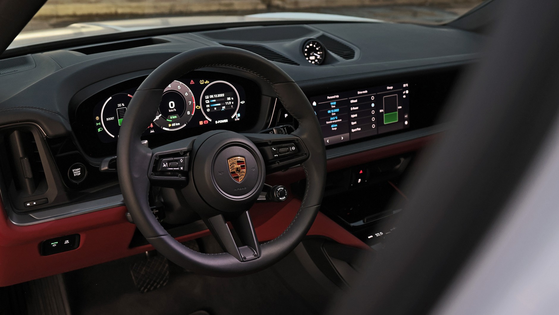 Kokpit Porsche Cayenne po modernizacji