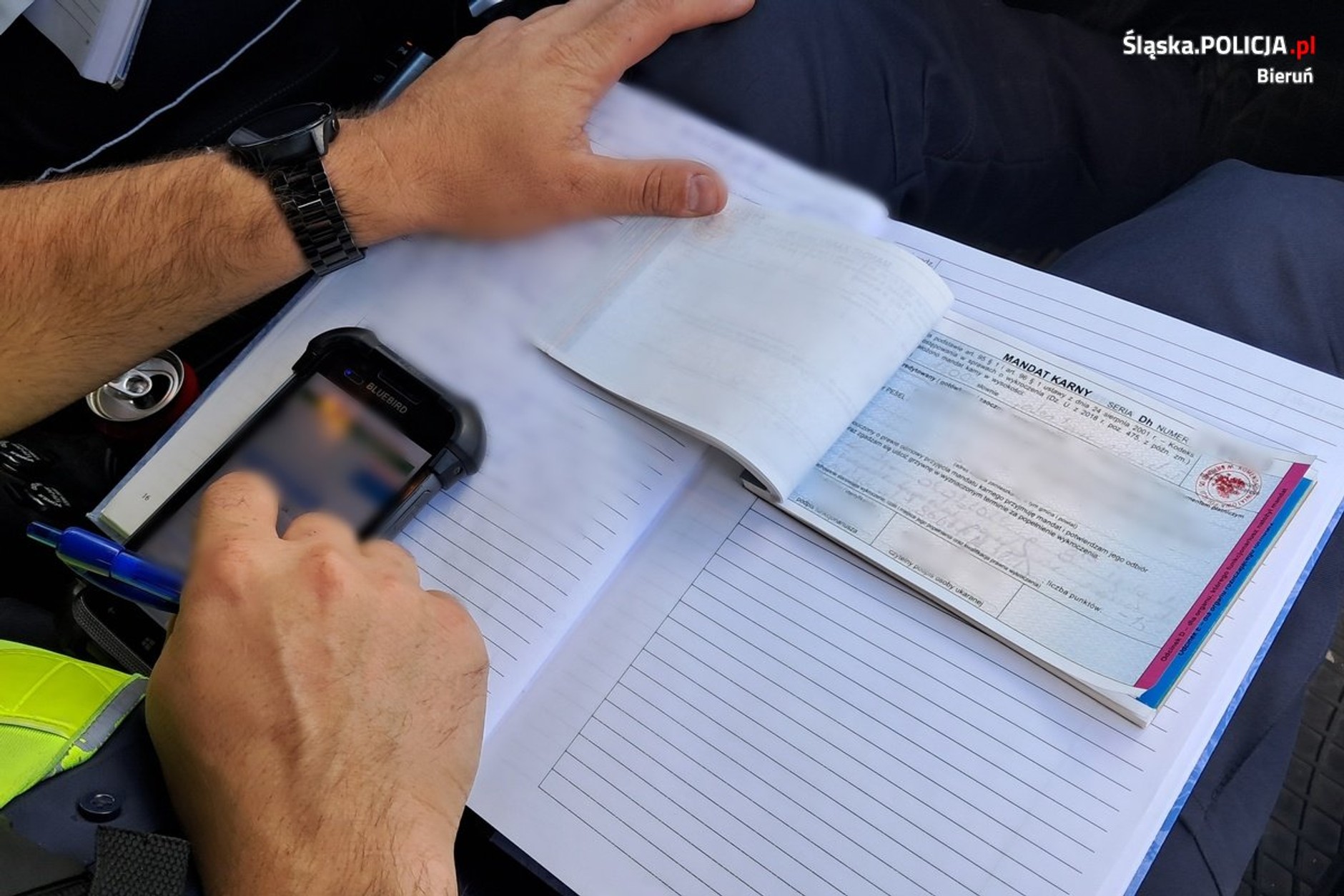 Policjanci prowadzili specjalną akcję. Wykorzystali specjalistyczny pojazd