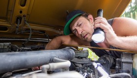 Chwila nieuwagi wystarczy, żeby doszło do katastrofy. A może klient nie zauważy? Mechanicy nie zawsze przyznają się do błedów. 
