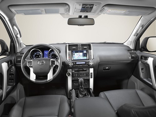 Nowa Toyota Land Cruiser 150 - pierwsze zdjęcia