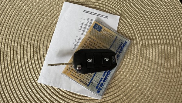 Kierowcy mają nową formę opłacania ubezpieczenia. Na niektórych może to być pułapka