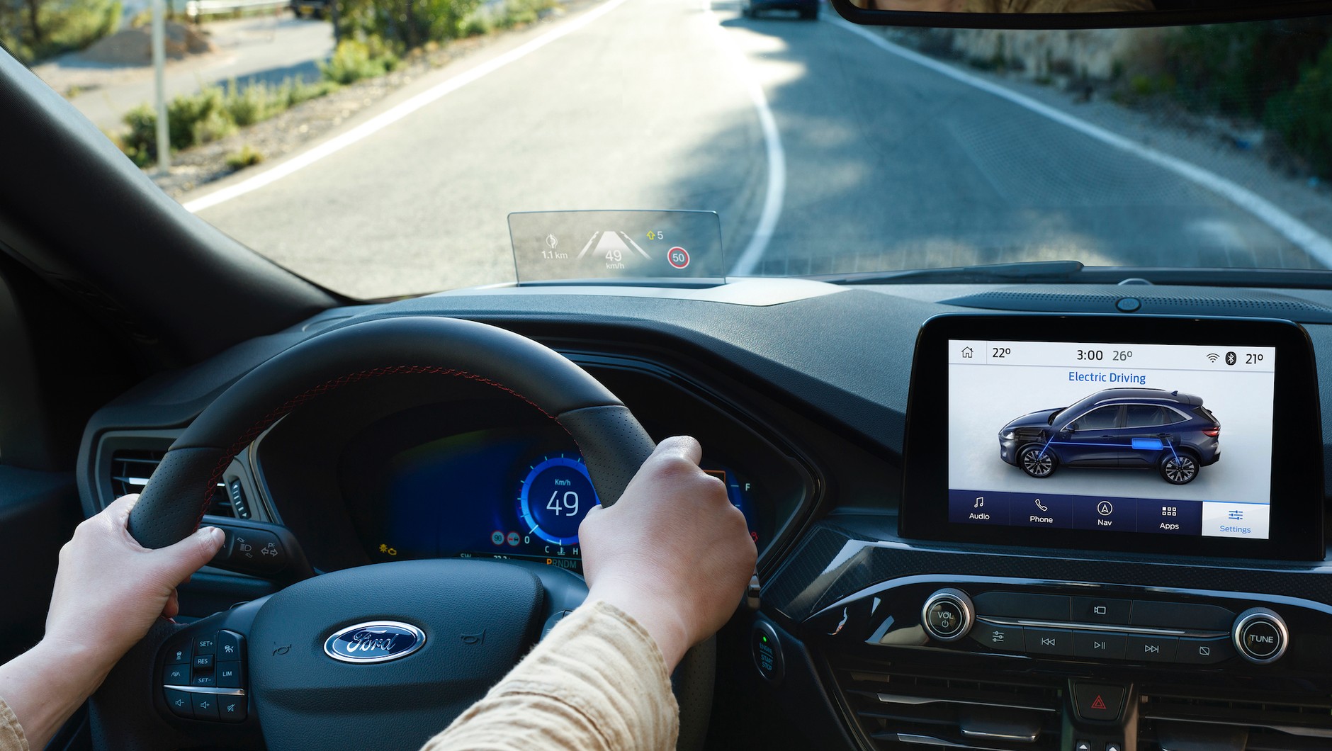 FORD KUGA LANE CENTERING ASSIST