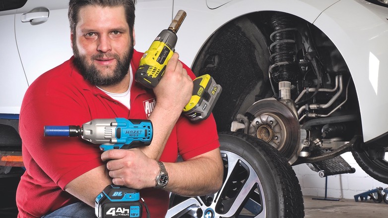 Klucz udarowy na baterie: najwygodniejsze narzędzie do odkręcania kół