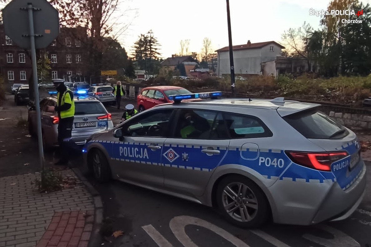 policyjny pościg, wypadek z radiowozem