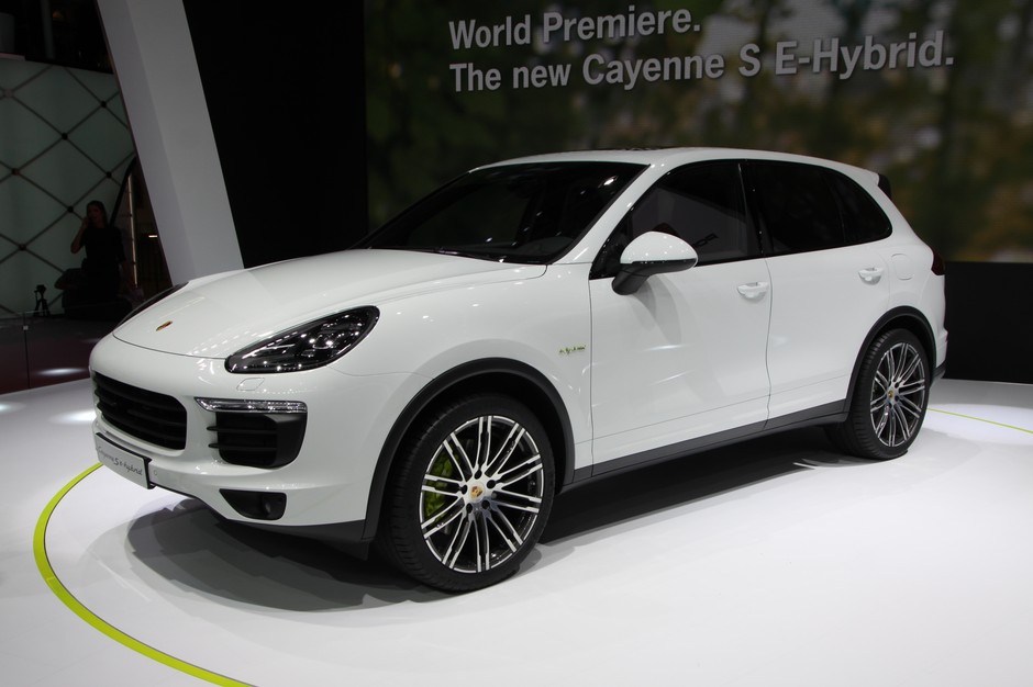 Porsche Cayenne S Hybrid (Paryż 2014)
