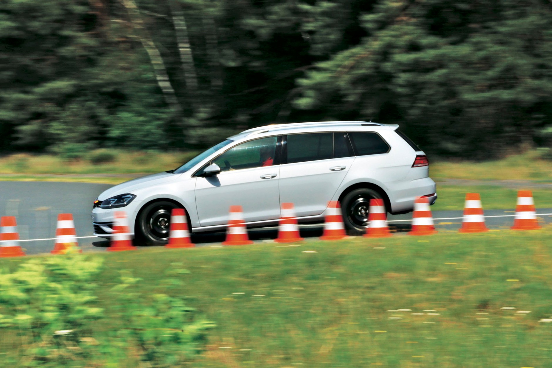 Test opon całorocznych 205/55 R16 - naszym zdaniem