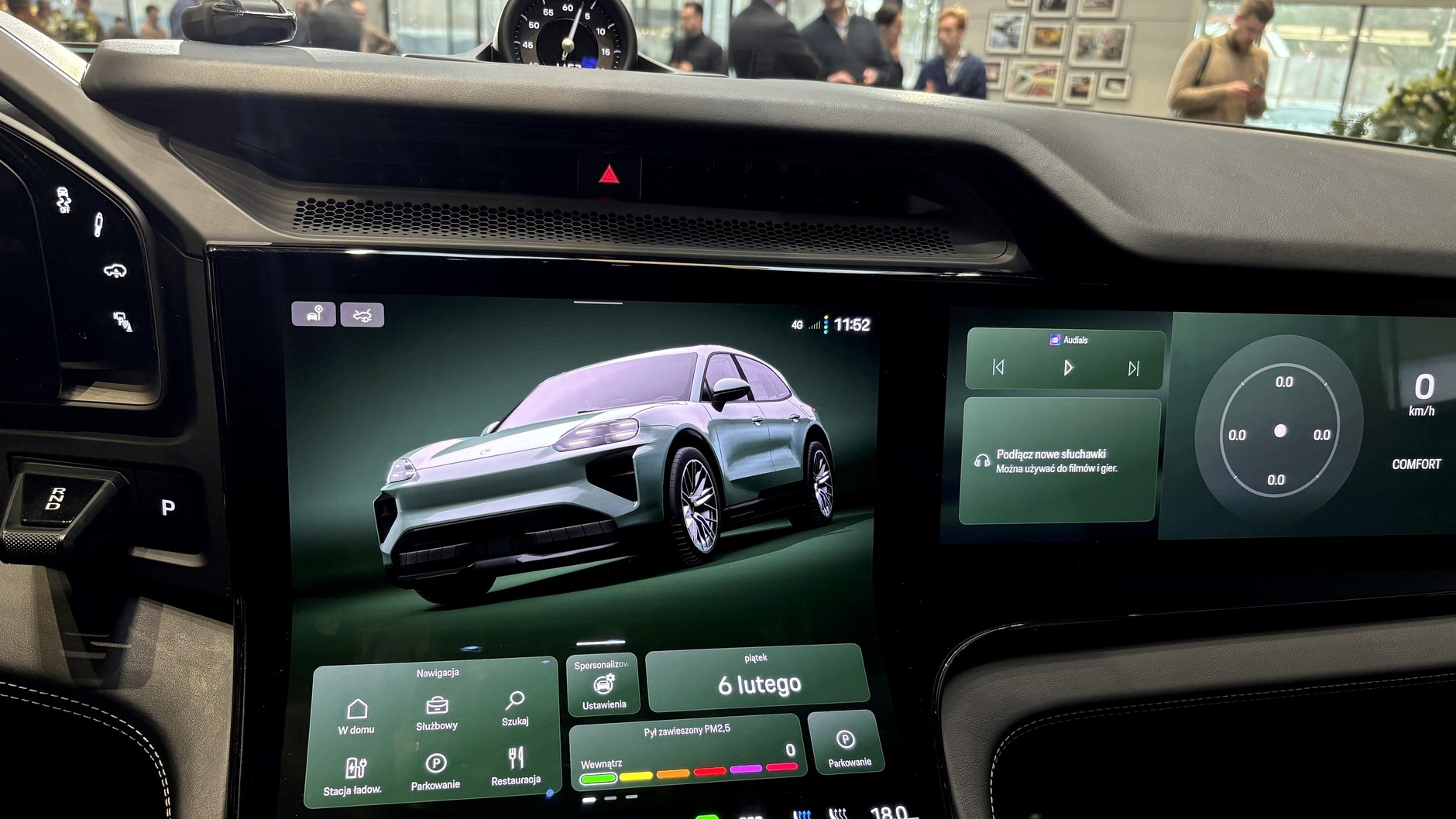 Premiera Cayenne Electric w Porsche Centrum Warszawa Wawer