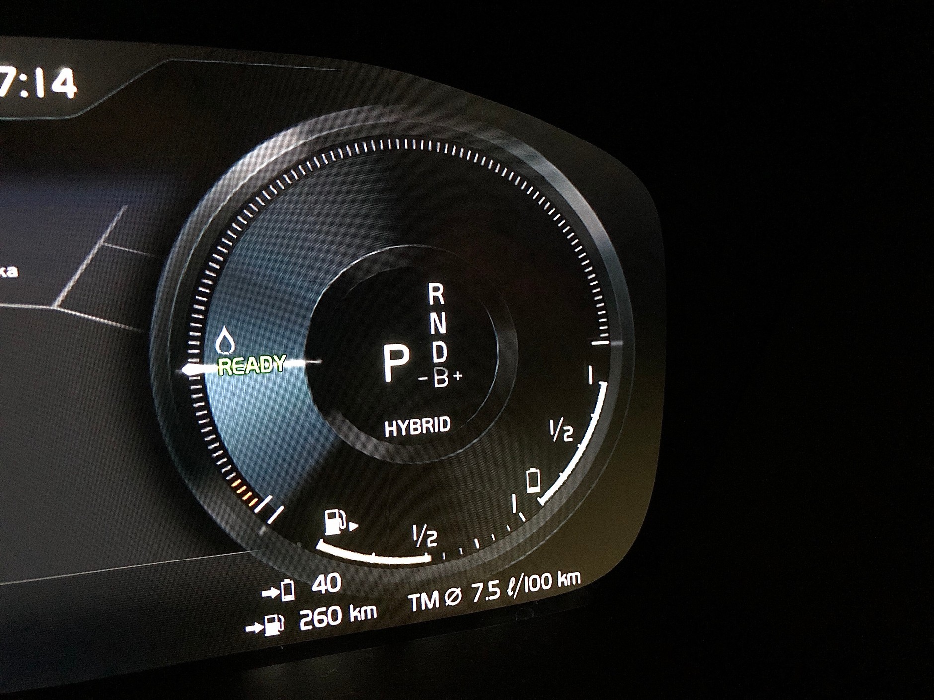 Volvo XC40 T5 FWD Recharge R-Design