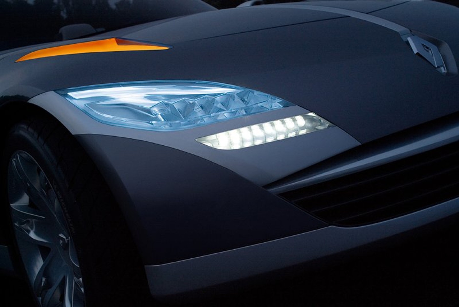 Renault Nepta: pięciometrowy kabriolet dla czterech osób