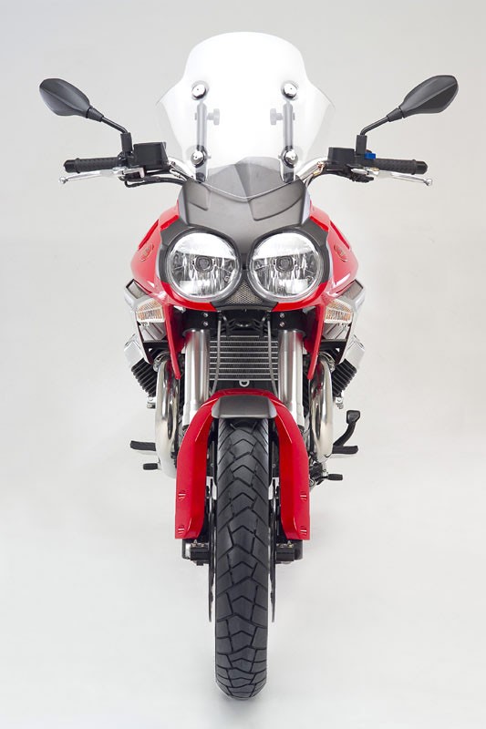 Moto Guzzi Stelvio 1200: duże turystyczne enduro na rok 2008