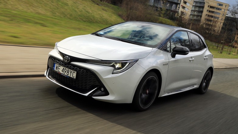Toyota Corolla 2.0 Hybrid 184 KM GR Sport