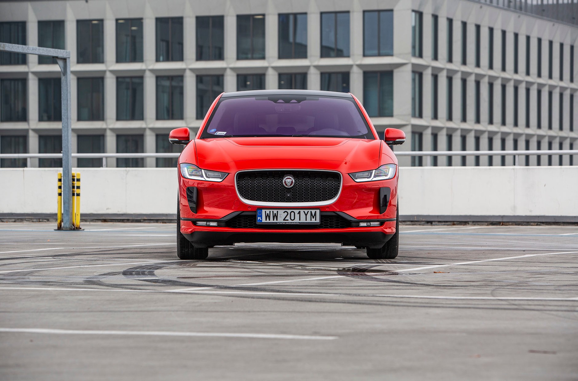 Jaguar i-Pace - czy jest lepszy od Tesli?