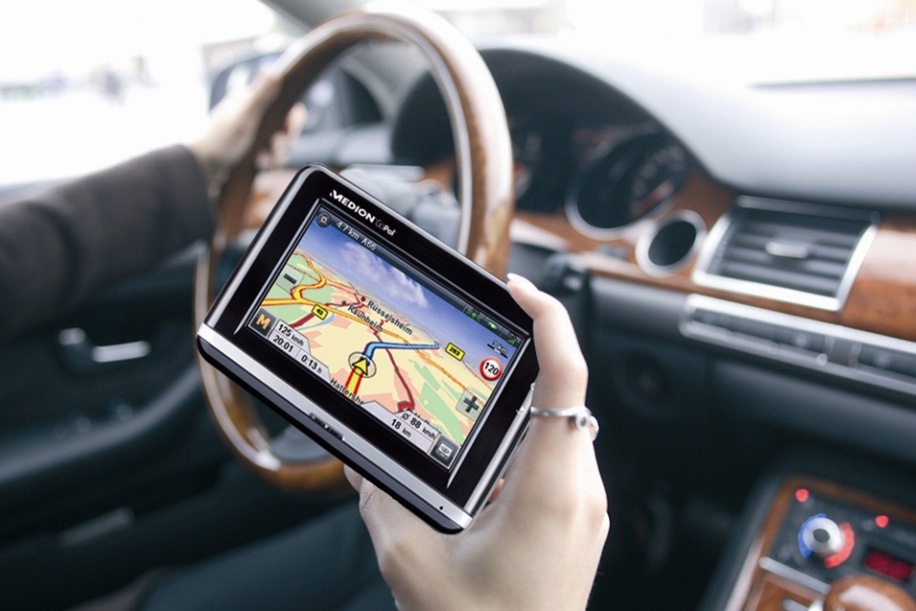 Medion P44xx. W latach swojej świetności: król nawigacji na Allegro.