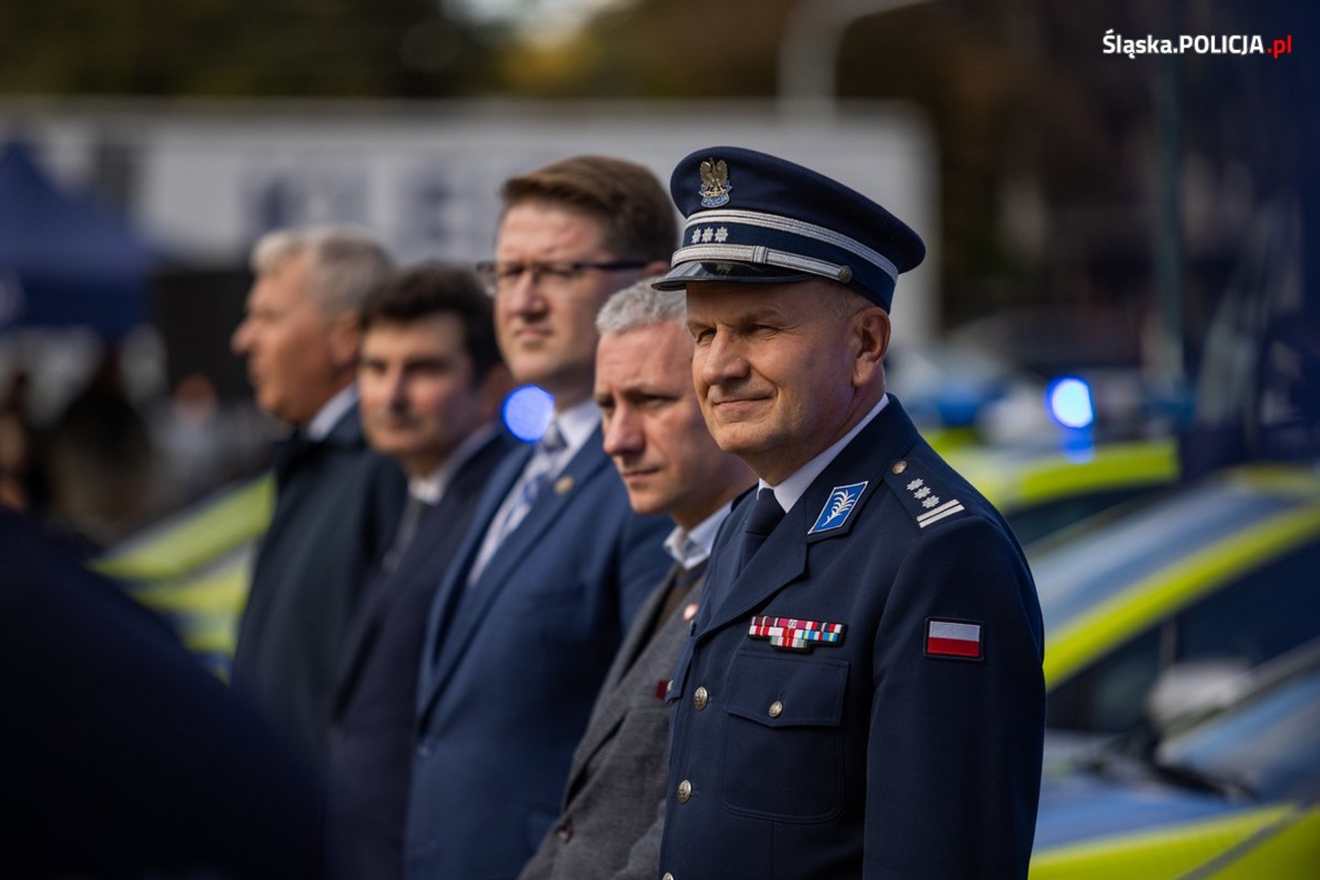 Policjanci ze Śląska dostali nowe radiowozy. Są hybrydowe