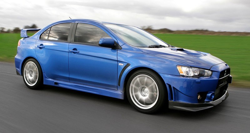 Mitsubishi Lancer Evo X FQ-400: fotogaleria
