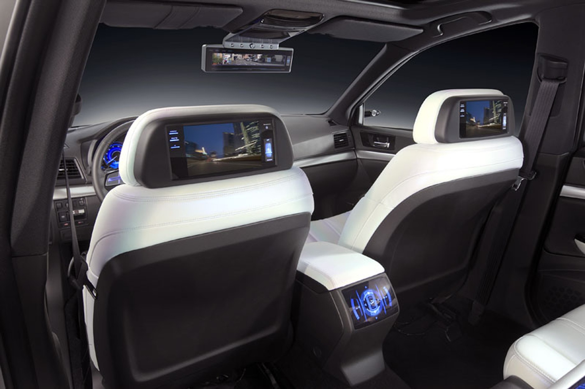 Genewa 2009: Subaru uczci 20 lat Legacy konceptem