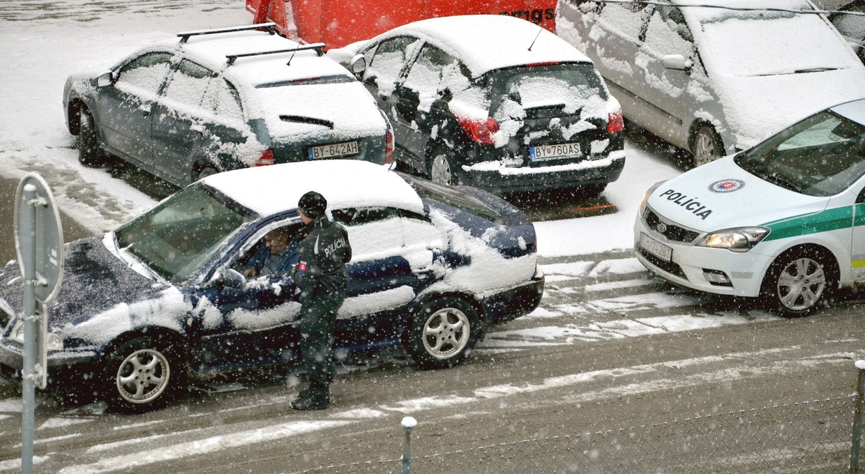 Jedziesz autem na ferie? Te wykroczenia są najsurowiej karane za granicą [Mandaty]