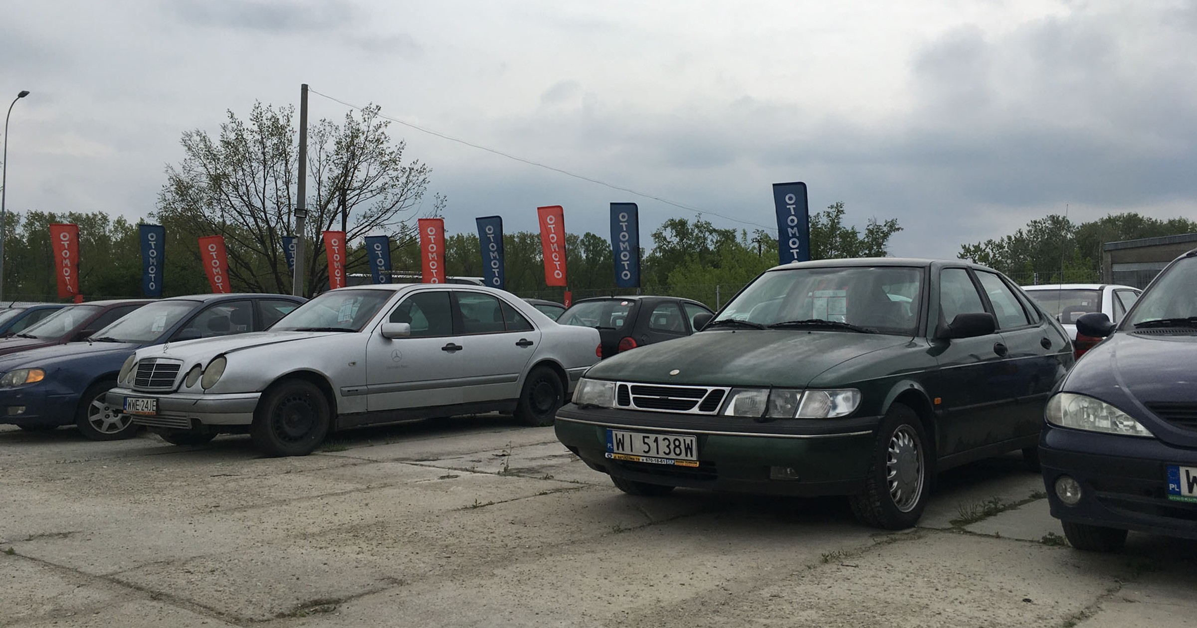 Auto za grosze - spradzamy ofertę komisów z tanimi samochodami