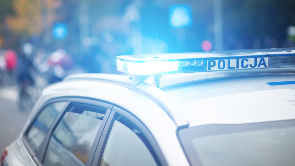 Pokazał prawo jazdy, policjanci nie dowierzali — zdjęcie ilustracyjne