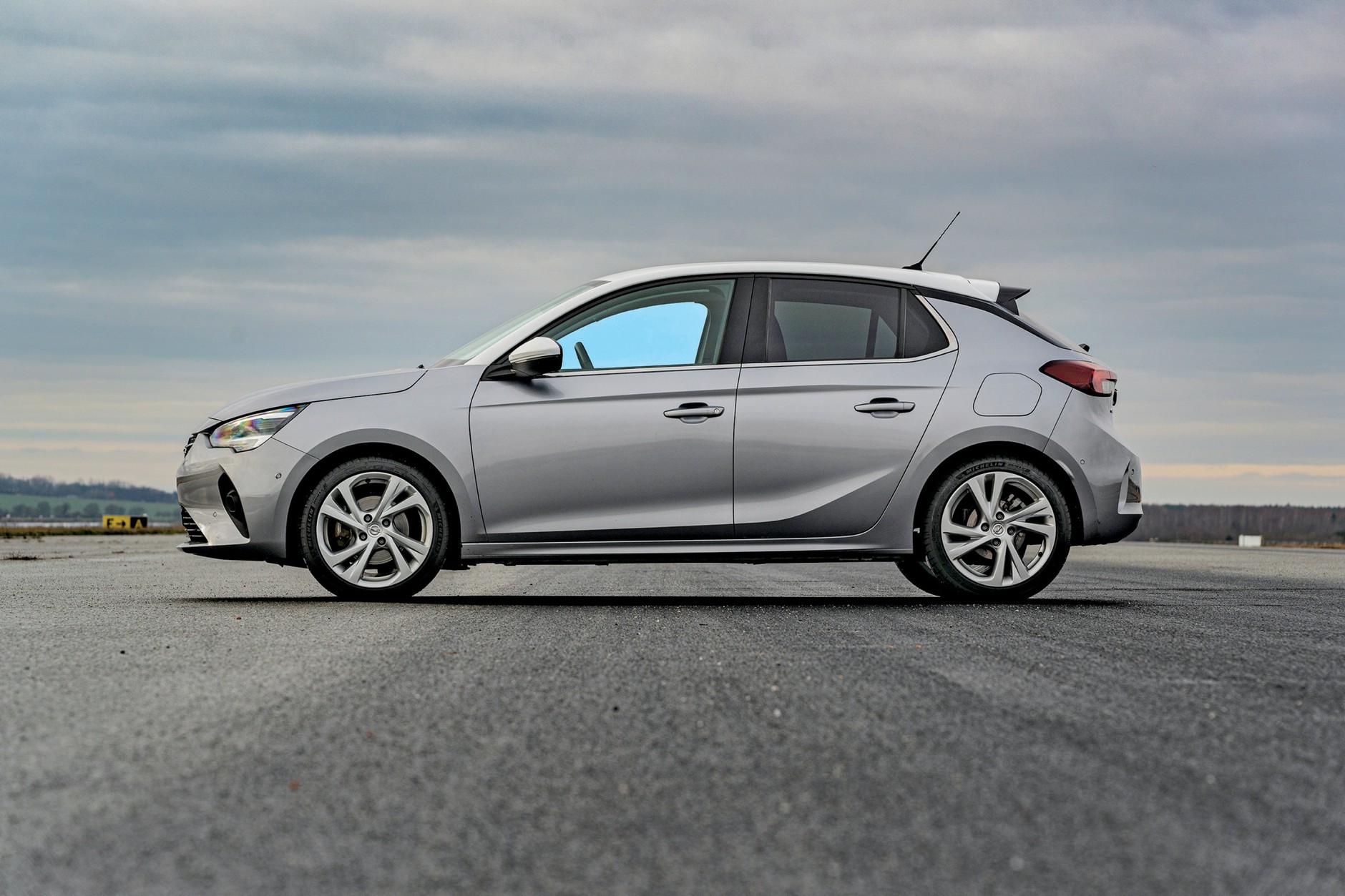 5 aut od 50 000 zł - Opel Corsa