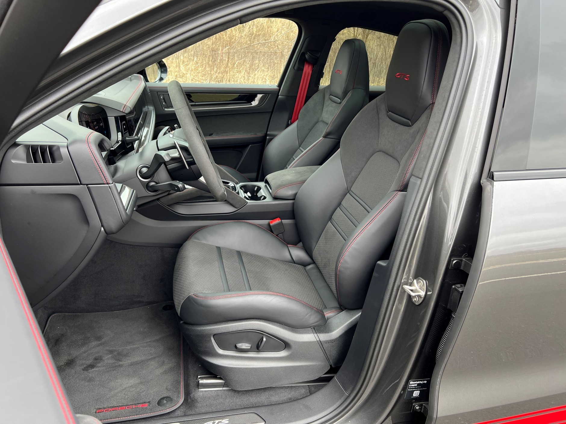 Porsche Cayenne GTS Coupe (model roku 2025)