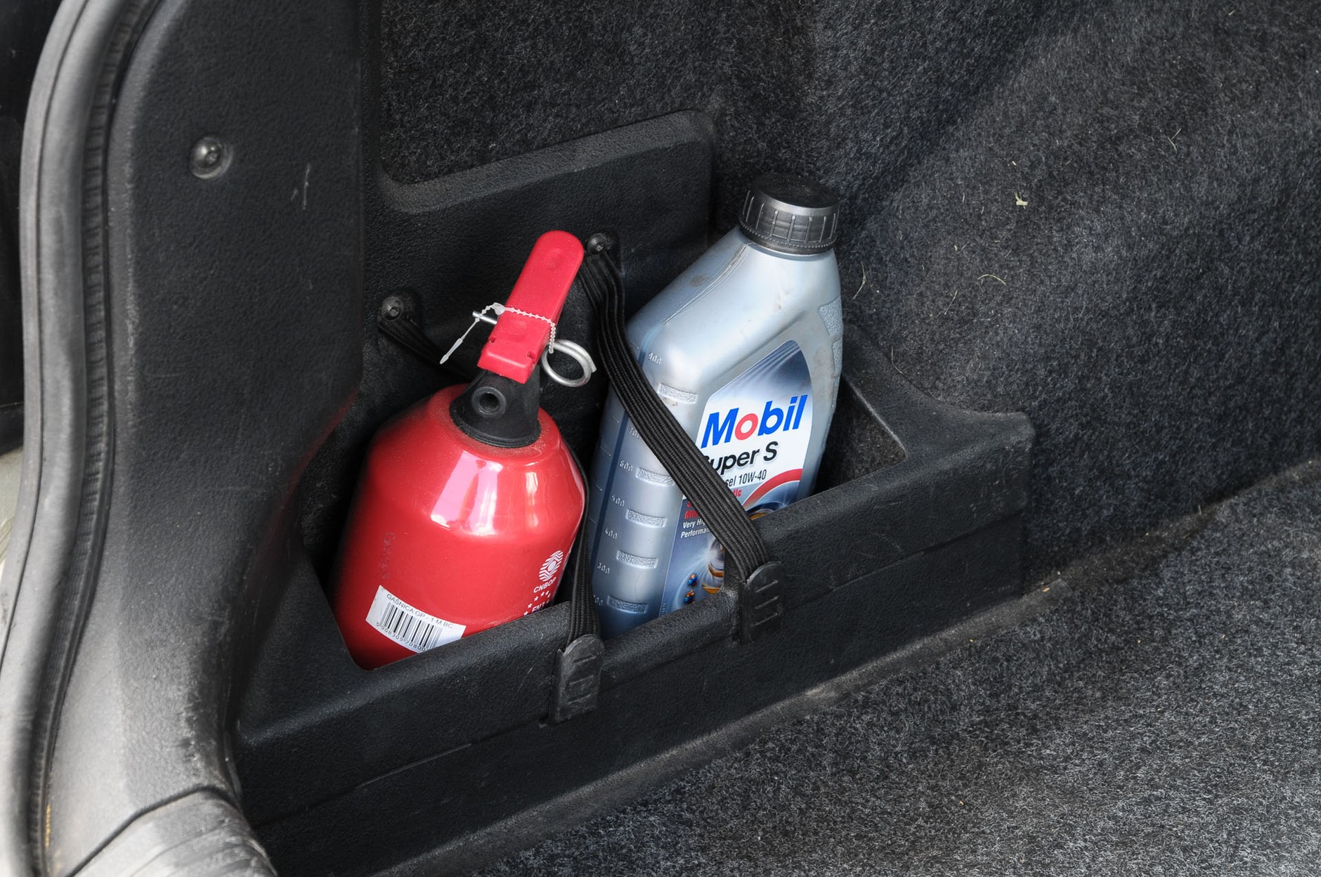 Bańki w bagażniku - o tym musisz pamiętać podczas jazdy próbnej