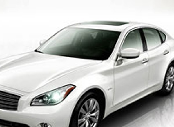 Infiniti M35 Hybrid: producent potwierdza nową wersję sedana