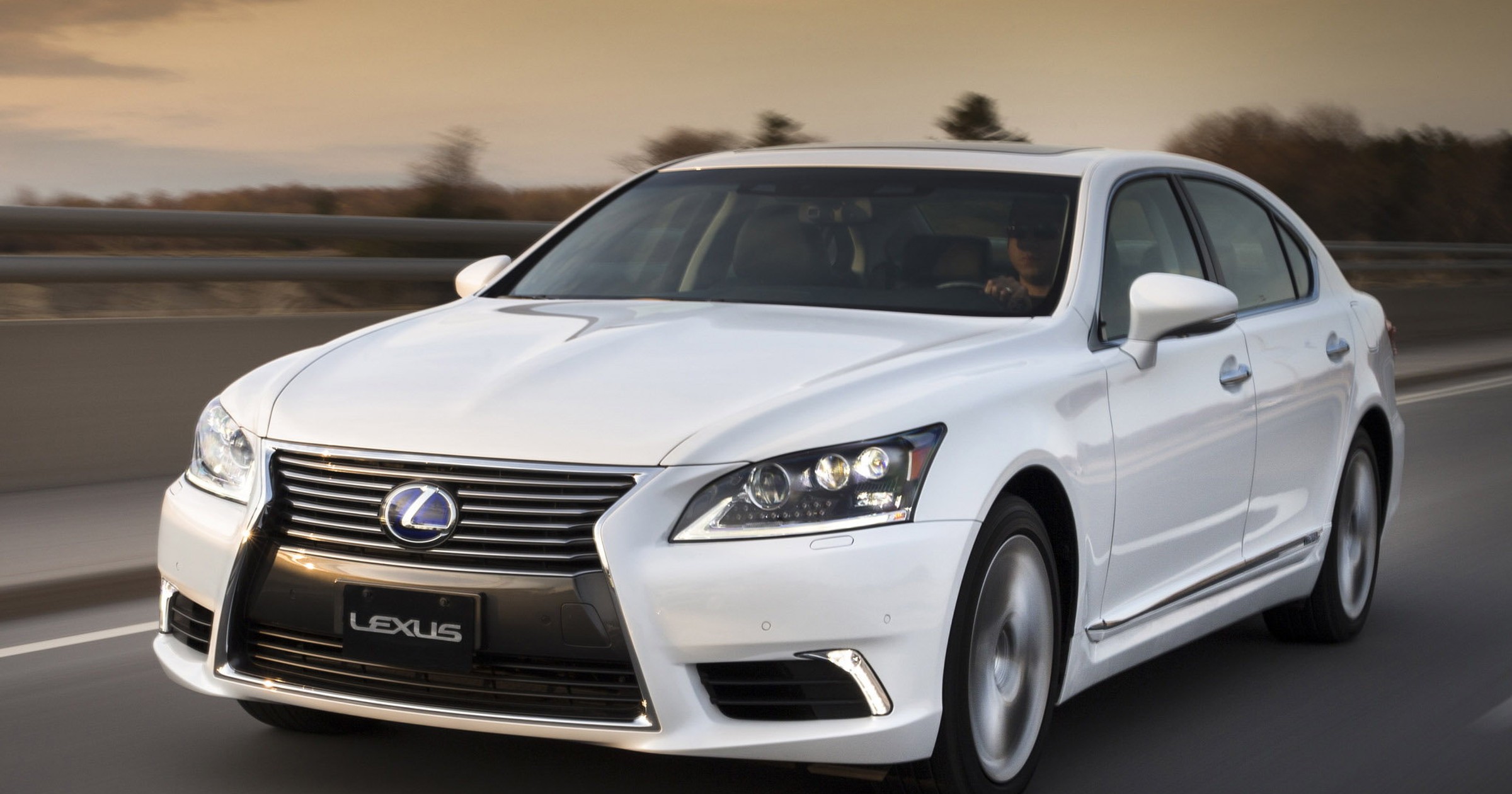 Lexus LS 600h