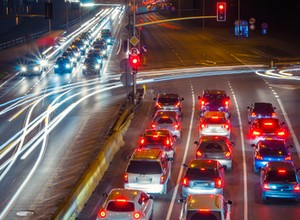 Polska zaskarży unijny zakaz. Chodzi o auta spalinowe