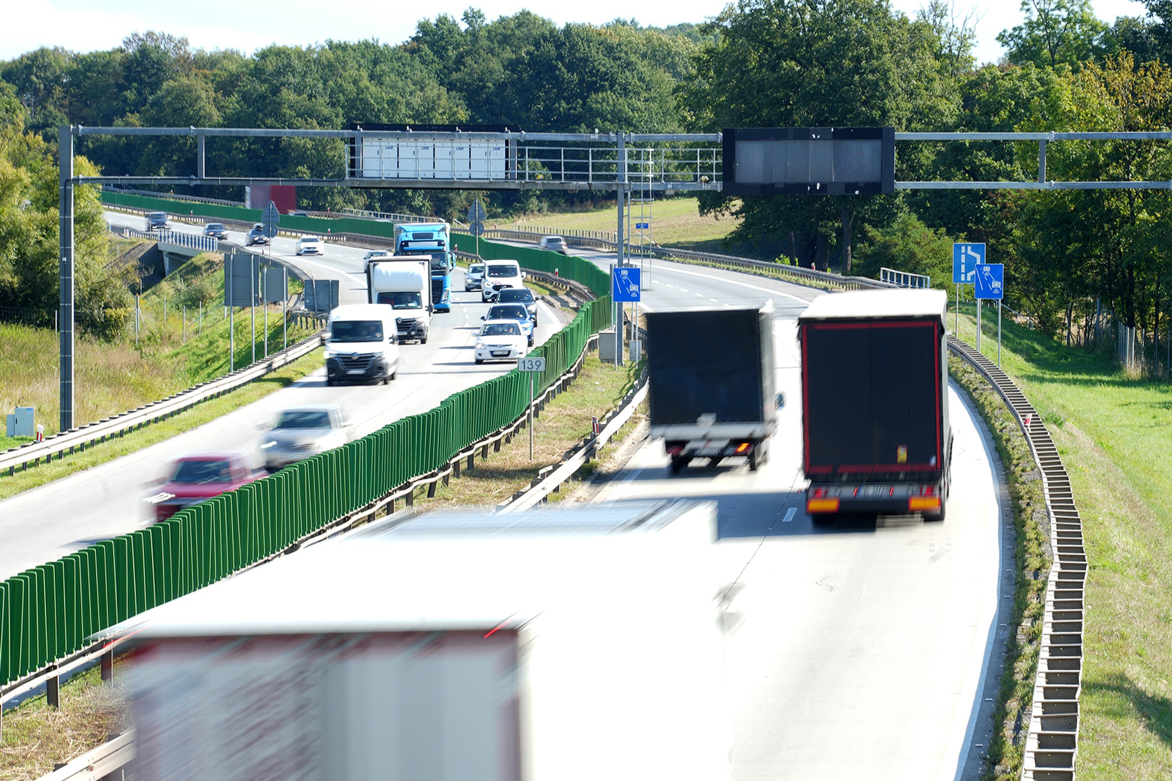 Rusza nowy odcinkowy pomiar prędkości na A4. niedługo będzie ich dużo, dużo więcej