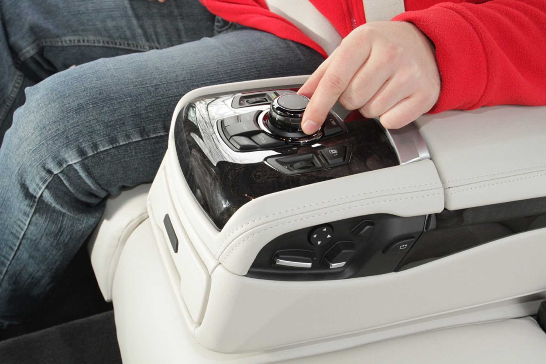 Test BMW 750Ld XDrive: komfortowa limuzyna