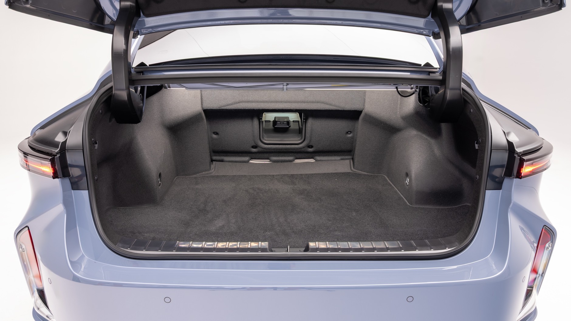 Nowy Lexus ES