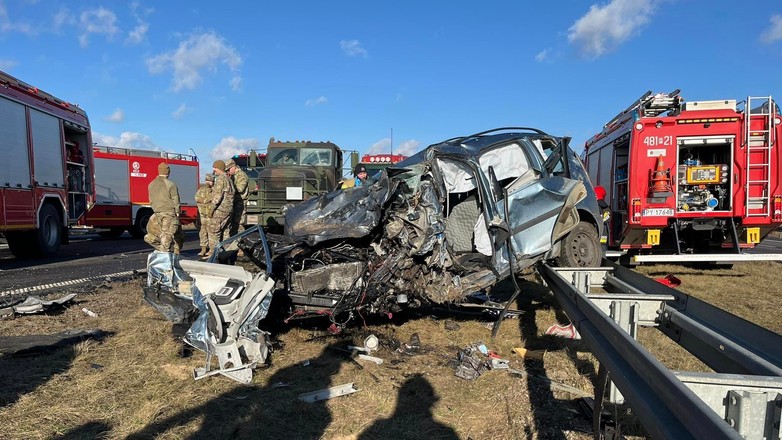 Na drodze S5 doszło do zderzenia dwóch samochodów
