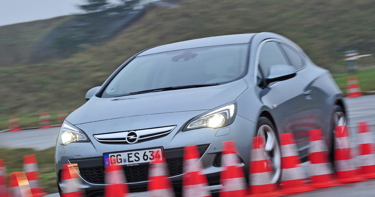 Opel Astra GTC: kompakt w sportowym stylu