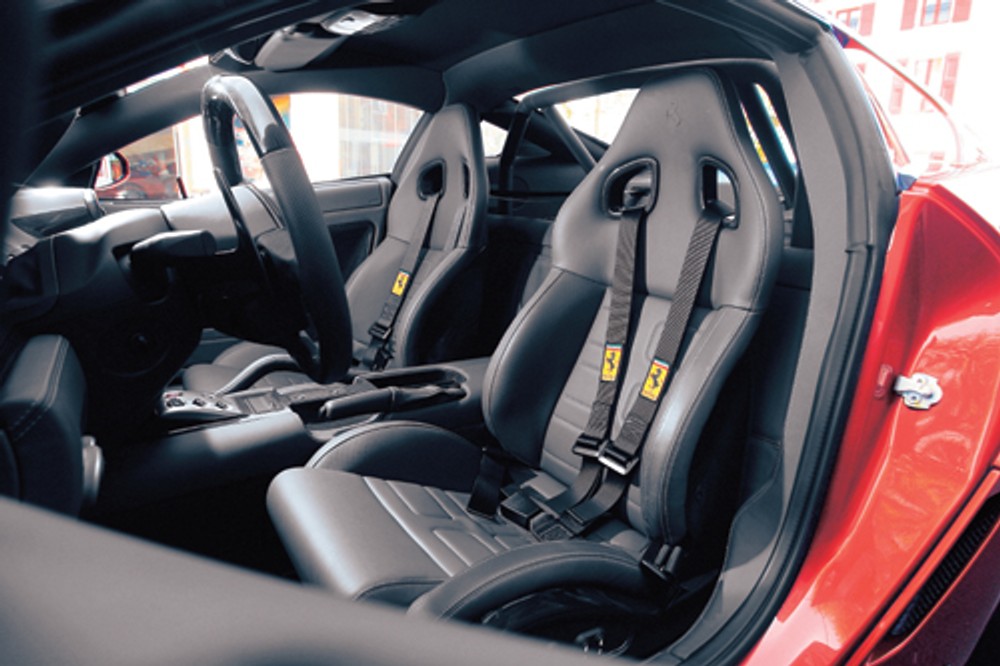 Ferrari 599 GTB Fiorano - La bomba bombastica!