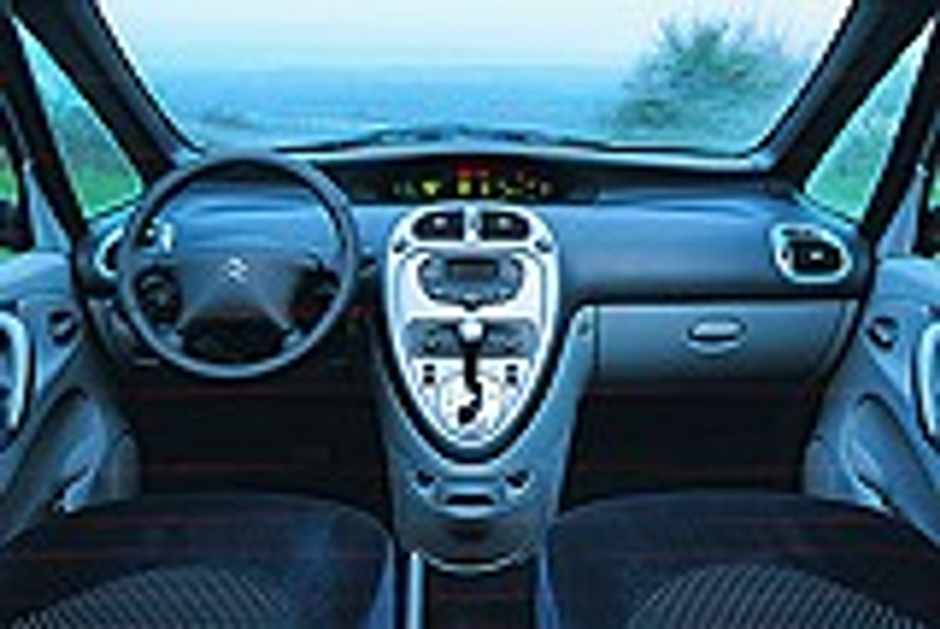 Oszczędna Xsara i mocne vany