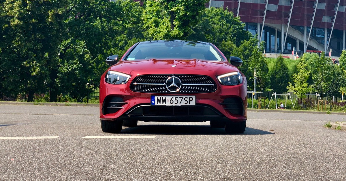 Mercedes E 300 Coupe