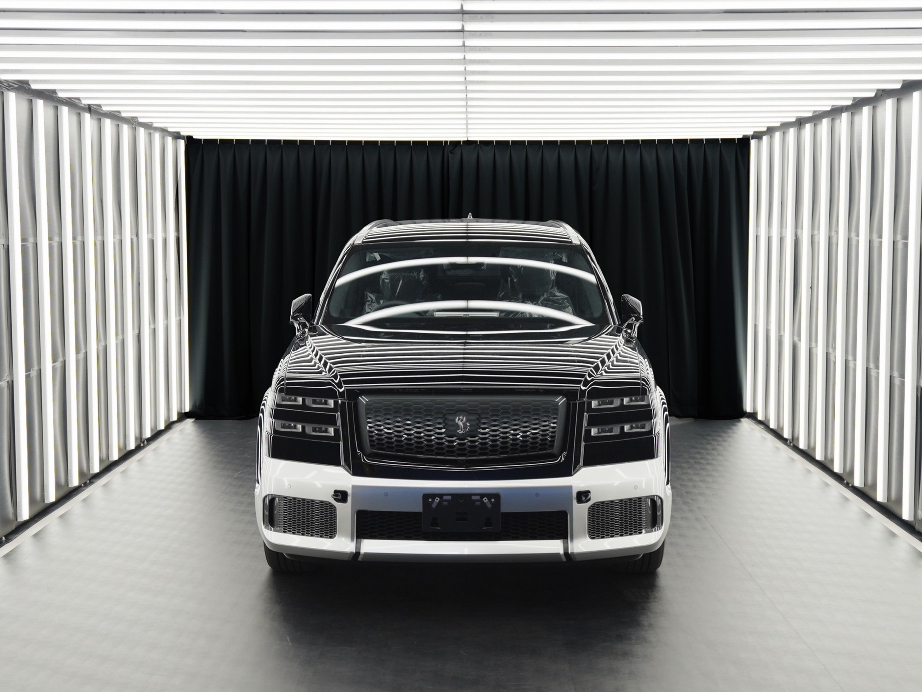 Toyota Century SUV