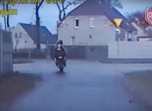 Sezon motocyklowy zaczął z przytupem. Policjanci wszystko nagrali [WIDEO]