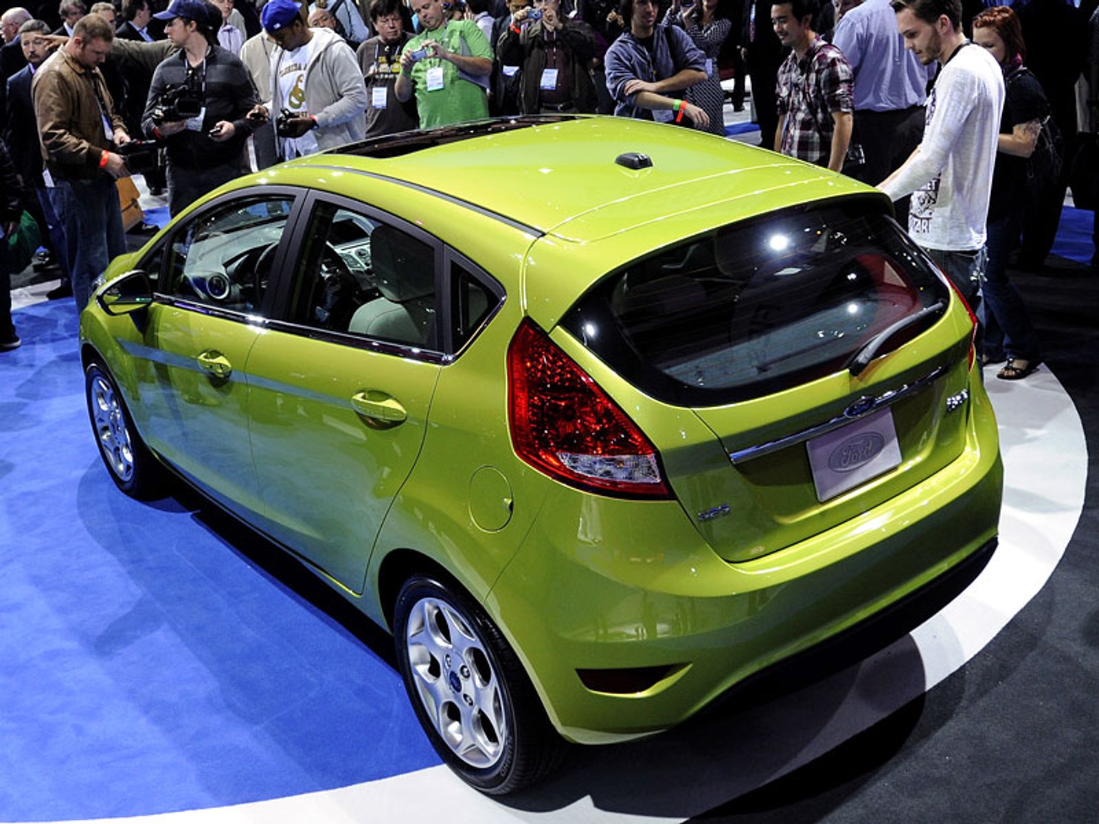 Ford Fiesta: hatchback i sedan z silnikiem 1,6 Ti-VCT (USA)