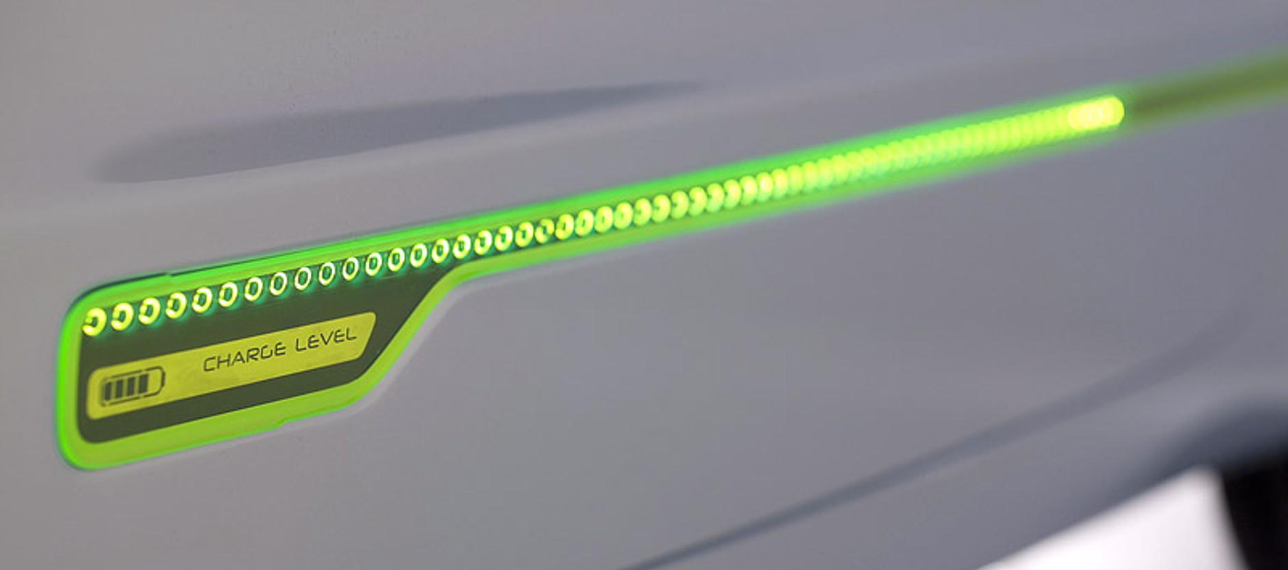 Paryż 2008: niezwykły Renault Z.E. Concept (fotogaleria + wideo)