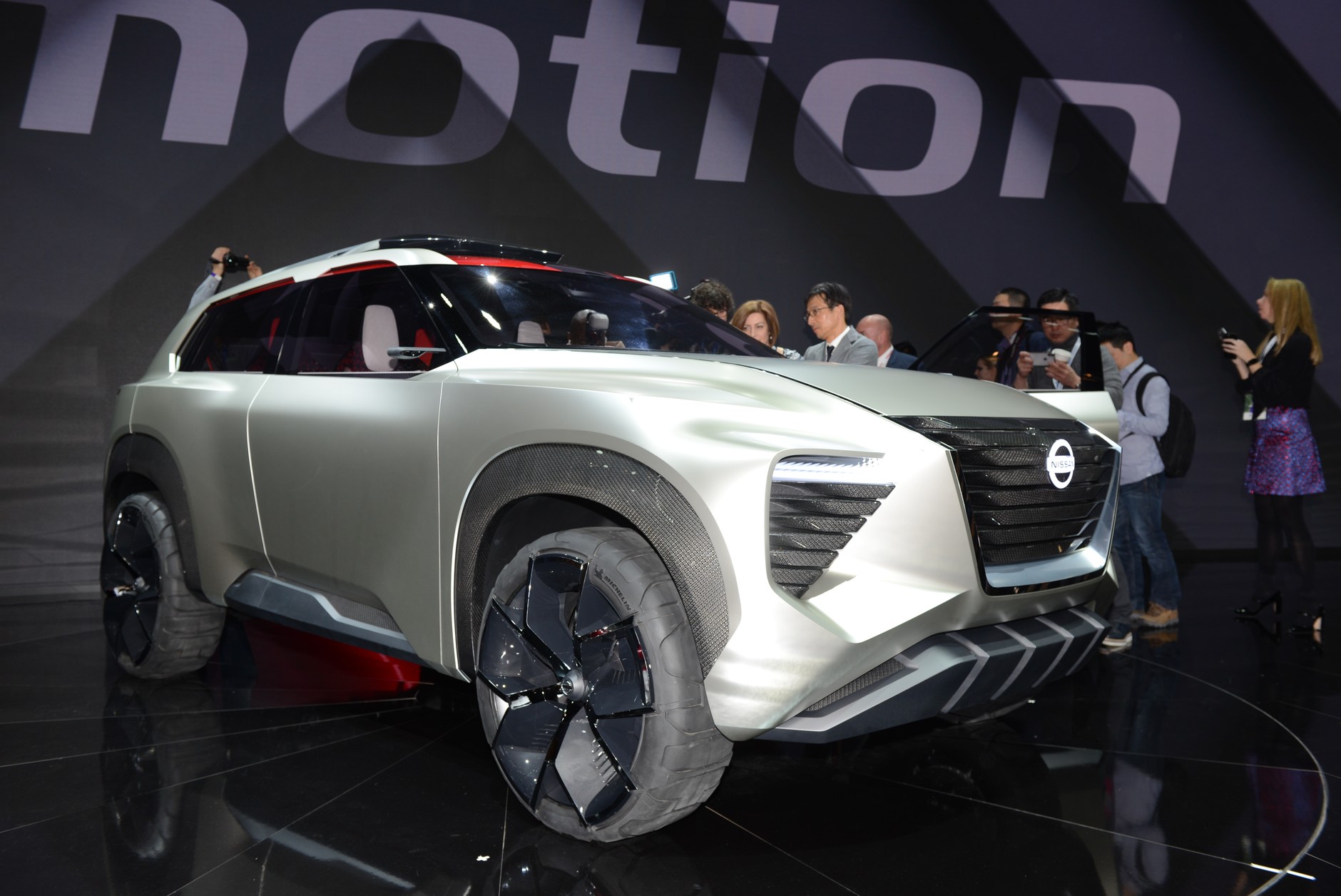 Nissan XMotion