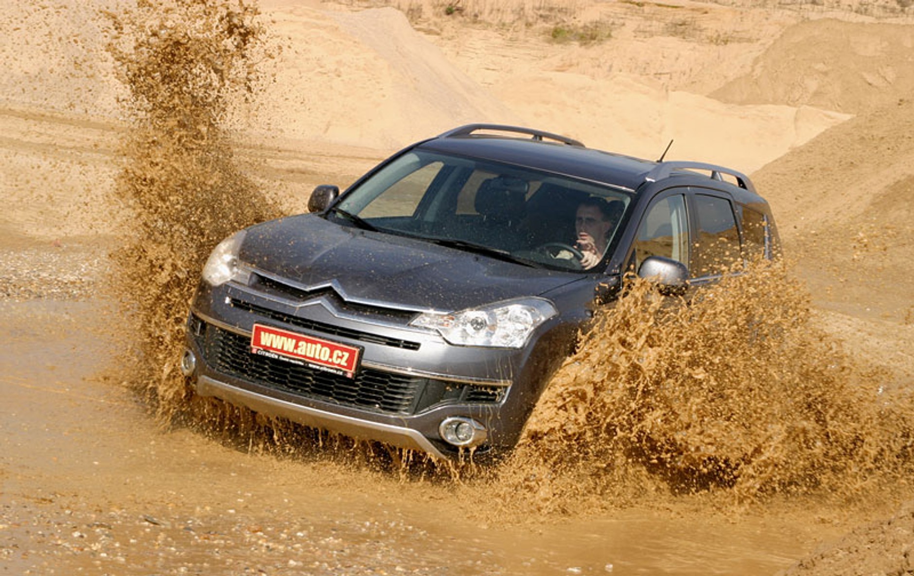 Citroën C-Crosser 2,2 HDI - spełnienie marzeń za 140 tys. zł