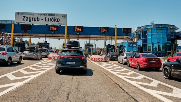 Do Chorwacji samochodem. Jak ustawić nawigację, gdzie trzeba kupić winiety i inne rzeczy, które trzeba wiedzieć