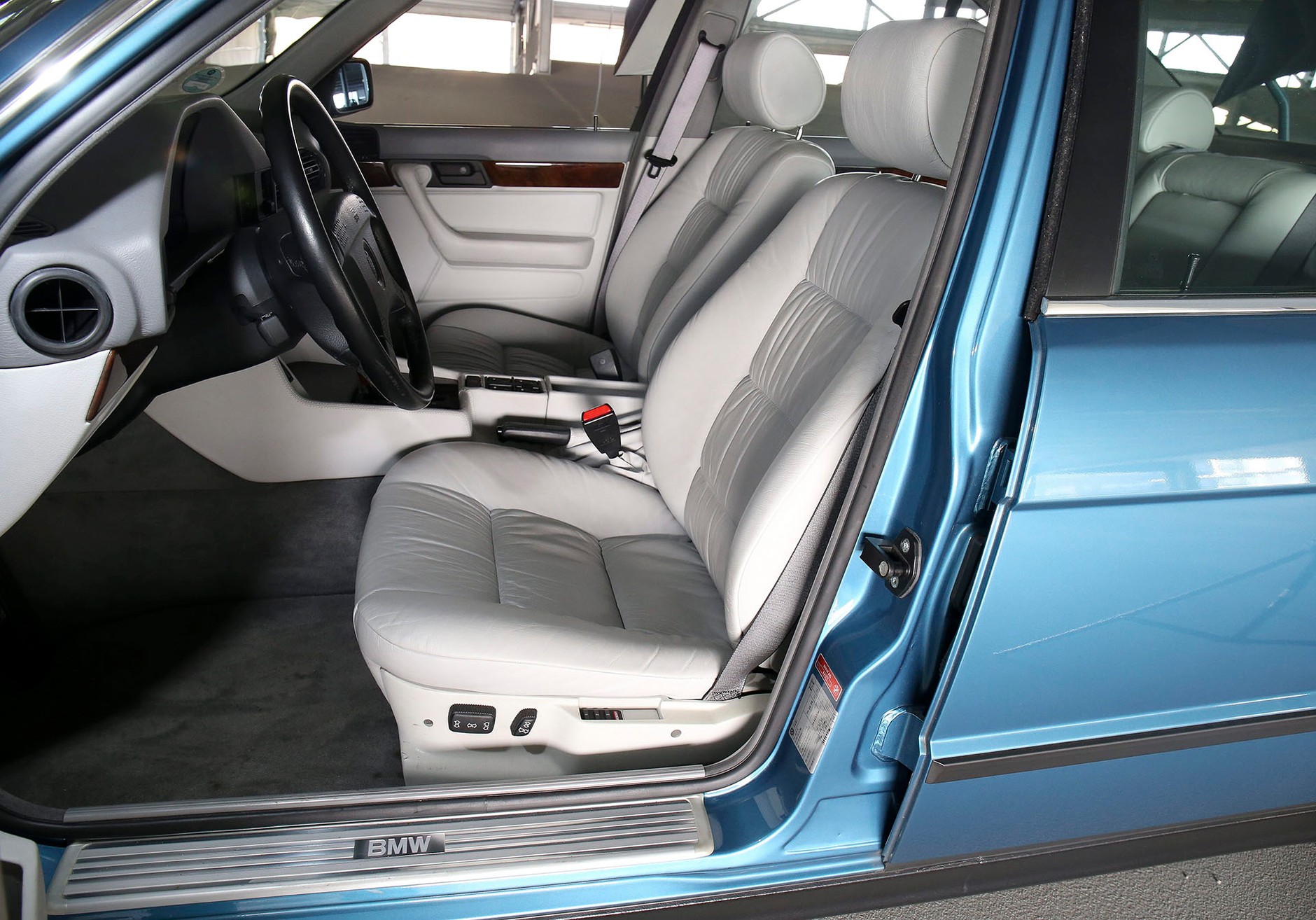 BMW 540i - niepozorne tylko z wyglądu