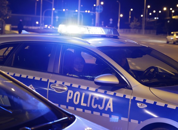 Pijany nastolatek wjechał w budynek. Prawda wyszła na jaw podczas kontroli