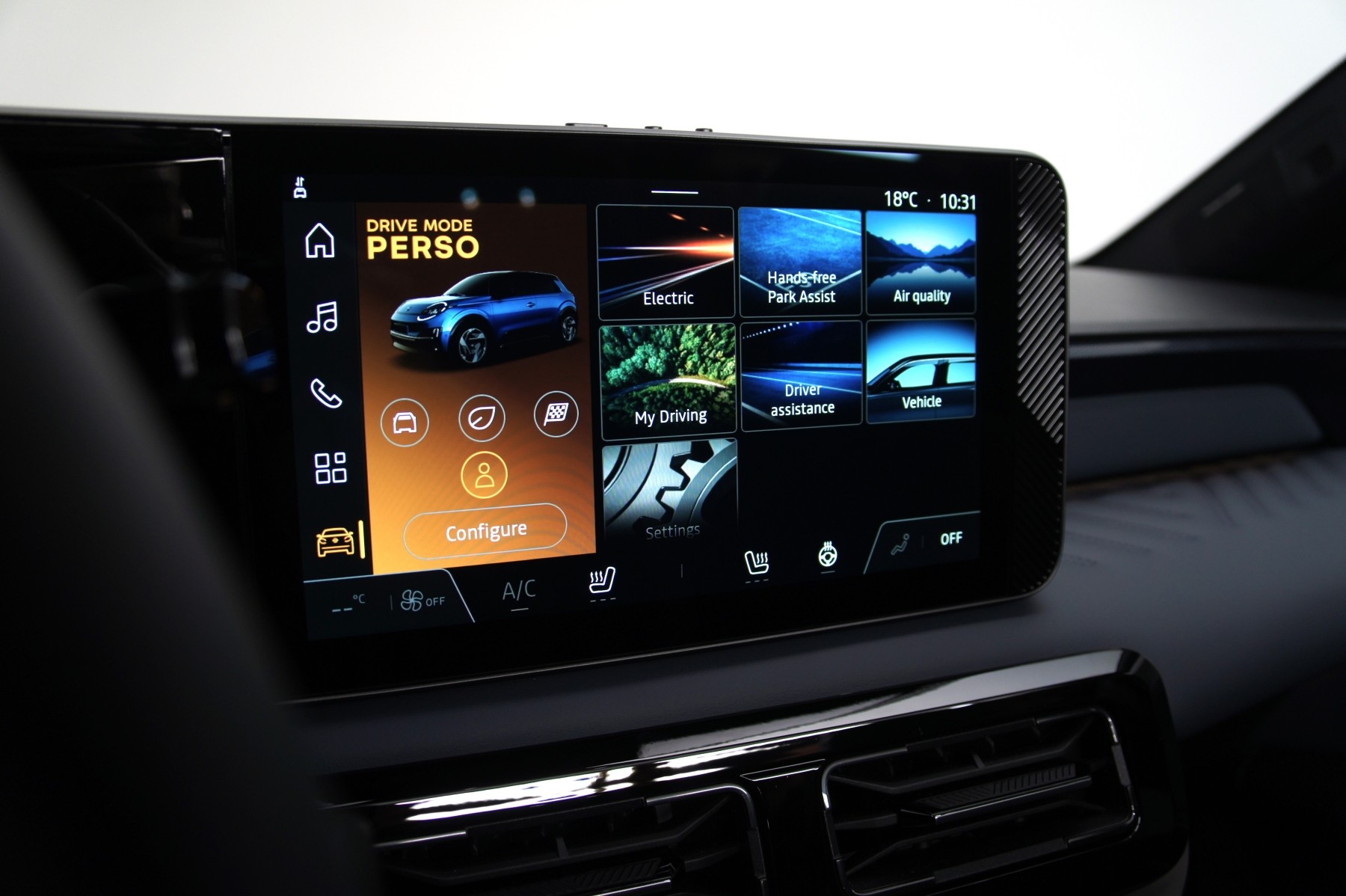 Menu z trybami jazdy i innymi funkcjami