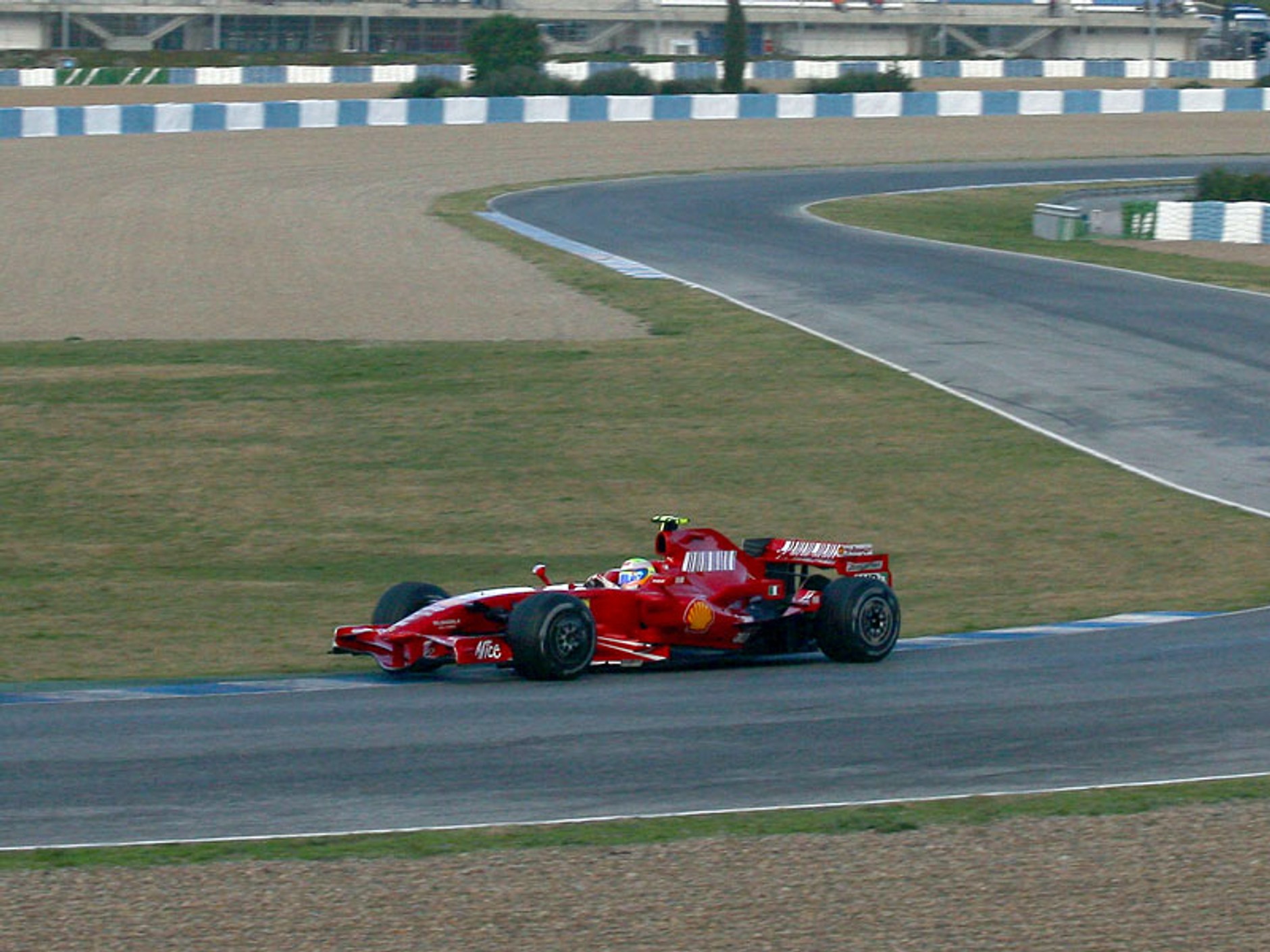 Formuła 1: Fernando Alonso pokazał klasę w Jerez (fotogaleria z testów)